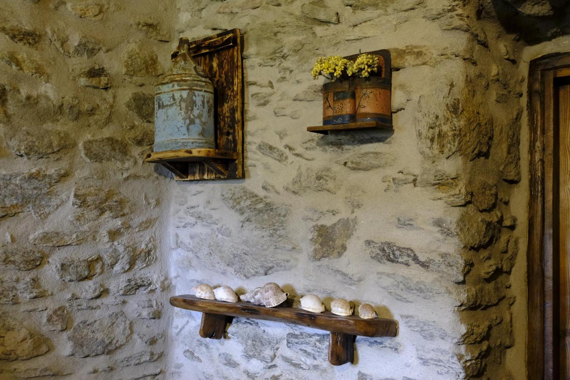 Hill's Barbacane Ferienhaus